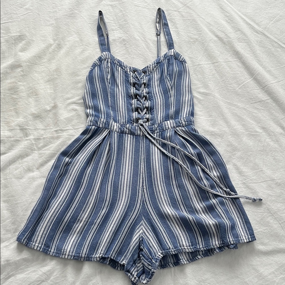 Hollister romper